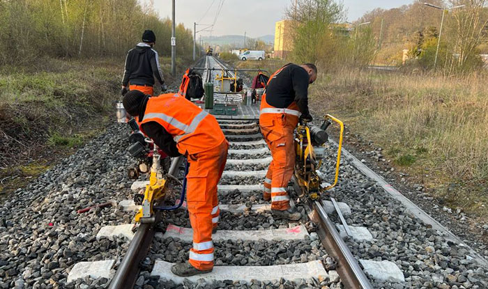 Spannungsausgleich Gleisanlagen